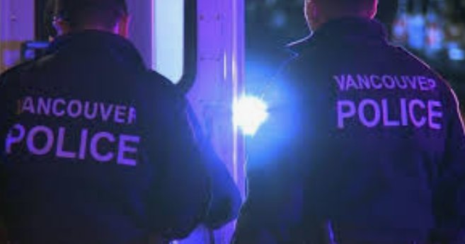 DeputyChow's tweet photo. Another officer assaulted this morning making an arrest on Granville Mall. A suspect pushed the officer down and struck her a number of times. She was able to gain control of the offender as cover officers arrived. #OneToughCop #NotADeskJob #UglySideOfPolicing https://t.co/LAUYBMXROH