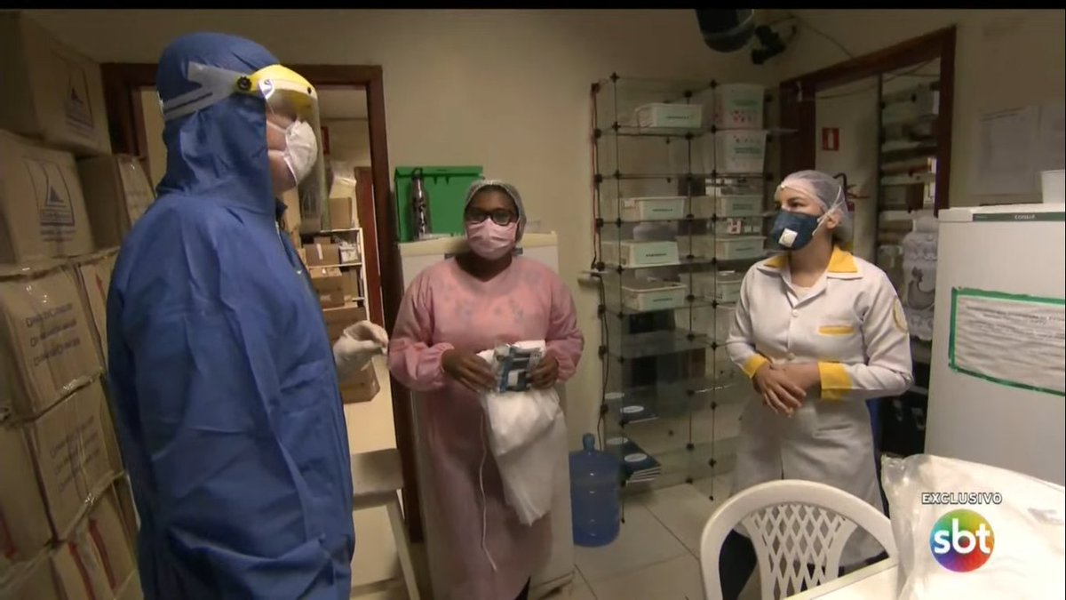 derikypereira's tweet photo. - quantos colegas vocês perderam desde que começou a pandemia
- uns 15... enfermeiros, médicos, técnicos... assustador!

#ConexãoRepórter. https://t.co/DrcQenkGXG