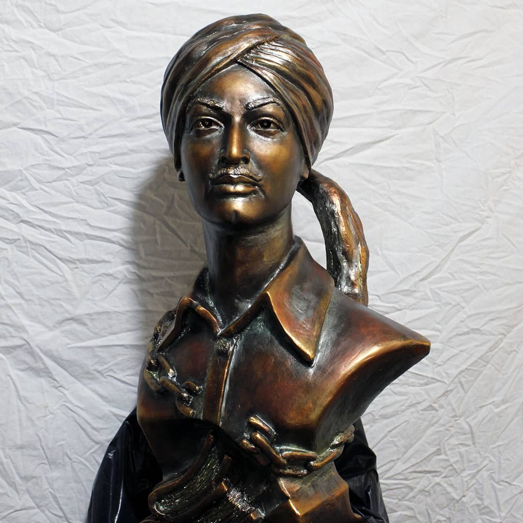 gavrik66's tweet photo. #bhagatsingh  (1907-1931) the #Socialist #revolutionary  #Hero of #India / #sculptor #GabrielRuhiTuna https://t.co/0iNJORFUIi