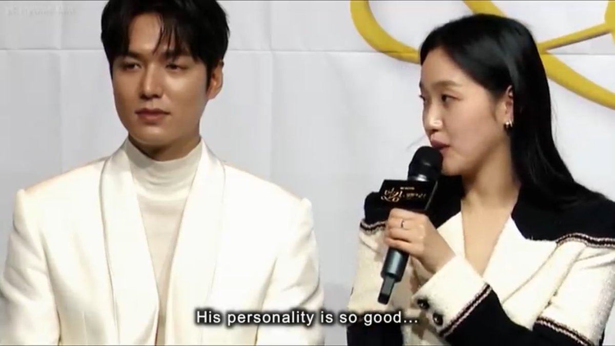 kim go eun in their press conference for tkem. “he didn’t make me feel that awkward period.” look at lmh’s face, it’s obvious that he was so shy that time... he tried to hide that feeling by touching his lips.omo!  #KimGoEun  #LeeMinHo  #TheKingEternalMonarch