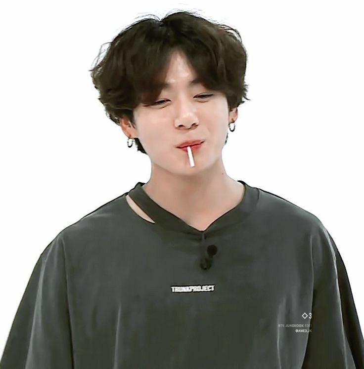 ArmyDy's tweet photo. Cute a~
#JeonJungkook #Kookie #Golden_Maknae
#Best_boy_in_the_world
#Main_vocal
#Euphoria 
#MyTime
#JungKookCute
#JungkookWeloveyouArmy
#Jungkookweloveuforever https://t.co/RUPDFAVqg8