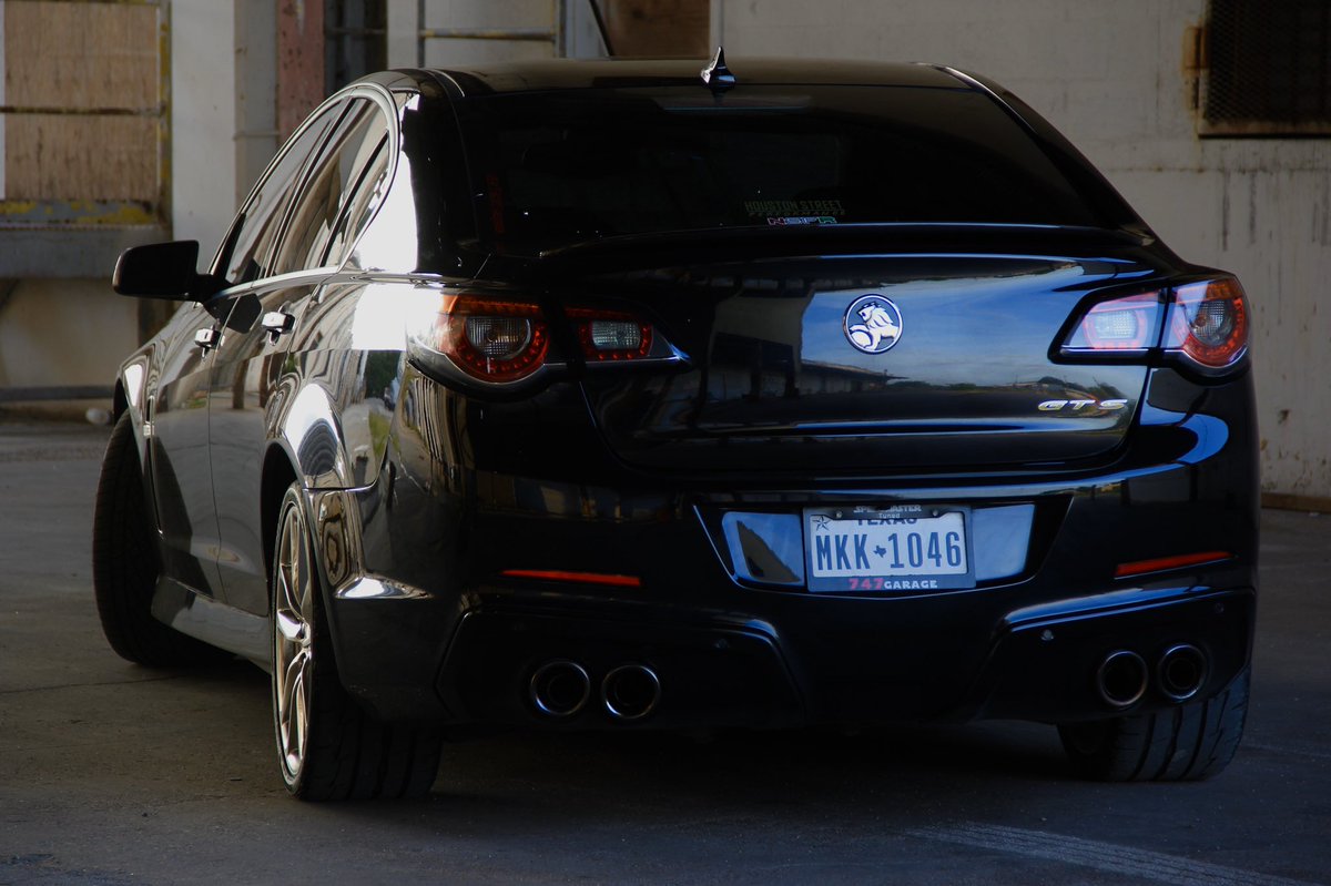 thick ass bitch 💙 for a tbh