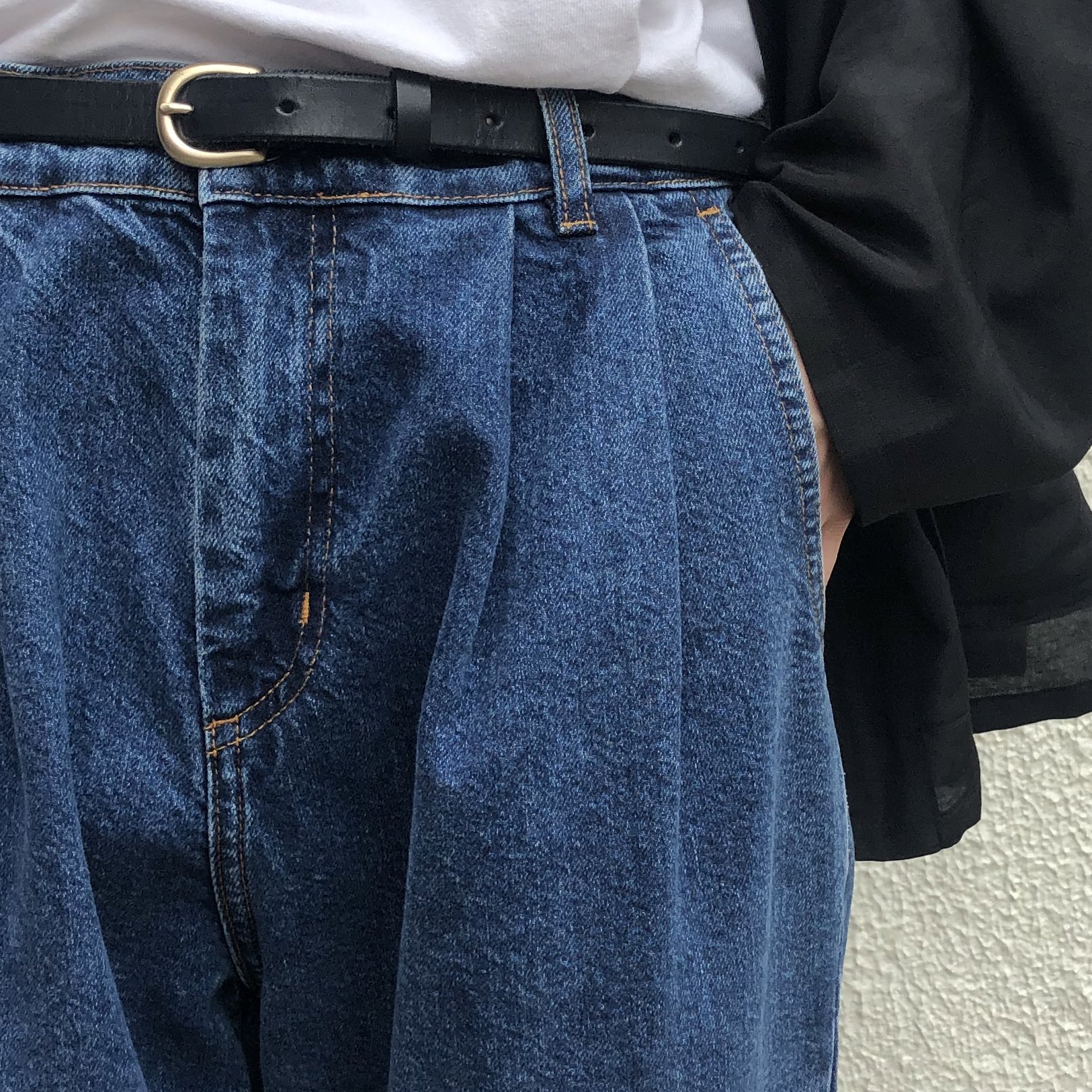 1ldk Aoyama Hotel On Twitter Mfpenのbig Jeanは ユーズドのような雰囲気が漂う一本 柔らかい素材で リラックスしたストレスの無い着用感が魅力的です パッチ部分にはチェック柄が使用され タックイン した際のアクセントにもなってくれます 24 000 Tax Https