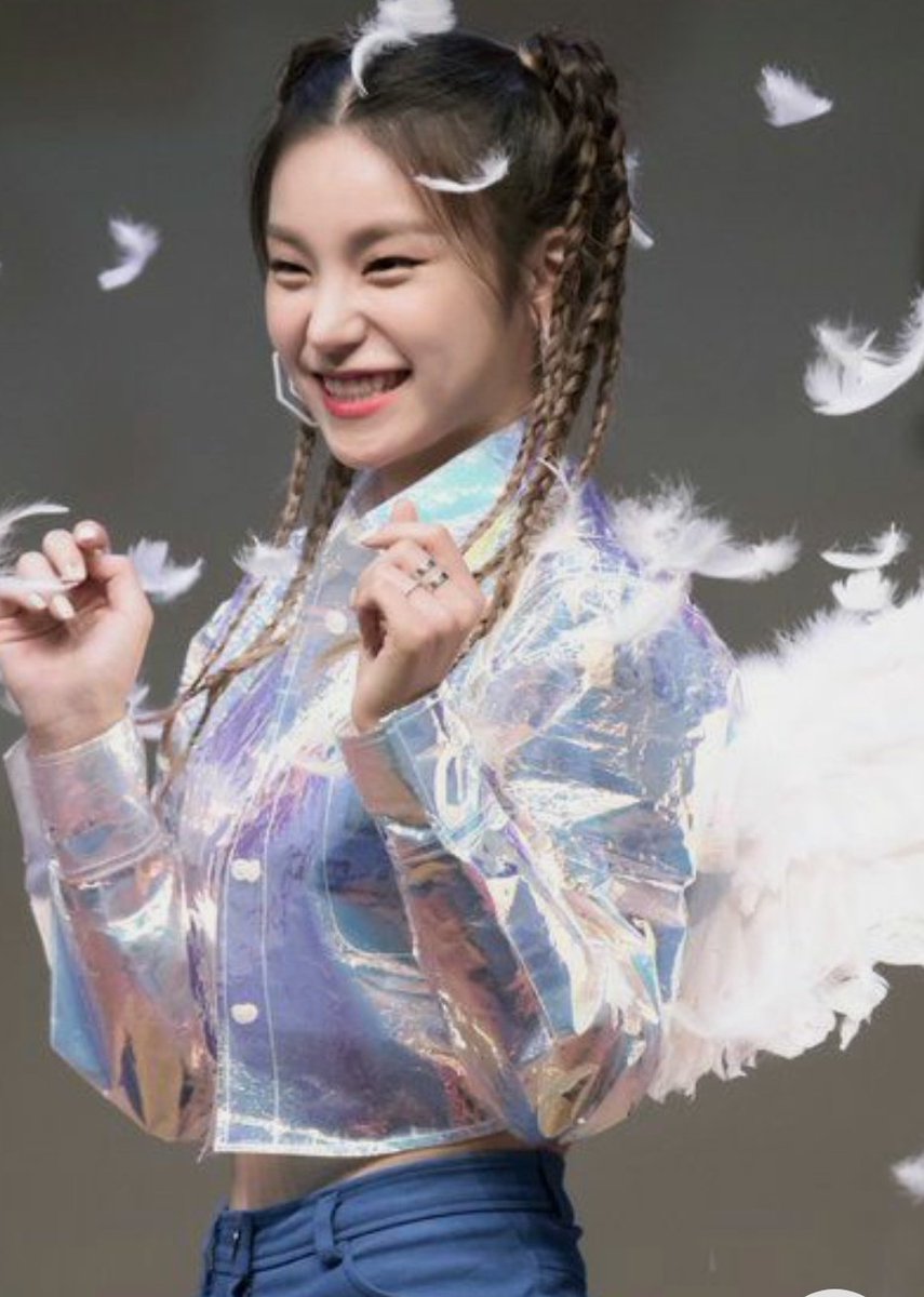 ねこん Twice Niziu Su Twitter Itzy イェジ誕生日おめでとう かわいい かっこいい ダンスも上手 リーダーとして頑張っている姿素敵 ずっと 応援してます いつかtwiceとコロボしてほしい ねこん Twice Niziu Su Twitter Itzy イェジ誕生日おめでとう かわいい かっこいい ダンスも上手 リーダーとして頑張っている姿素敵 ずっと 応援してます いつかtwiceとコロボしてほしい