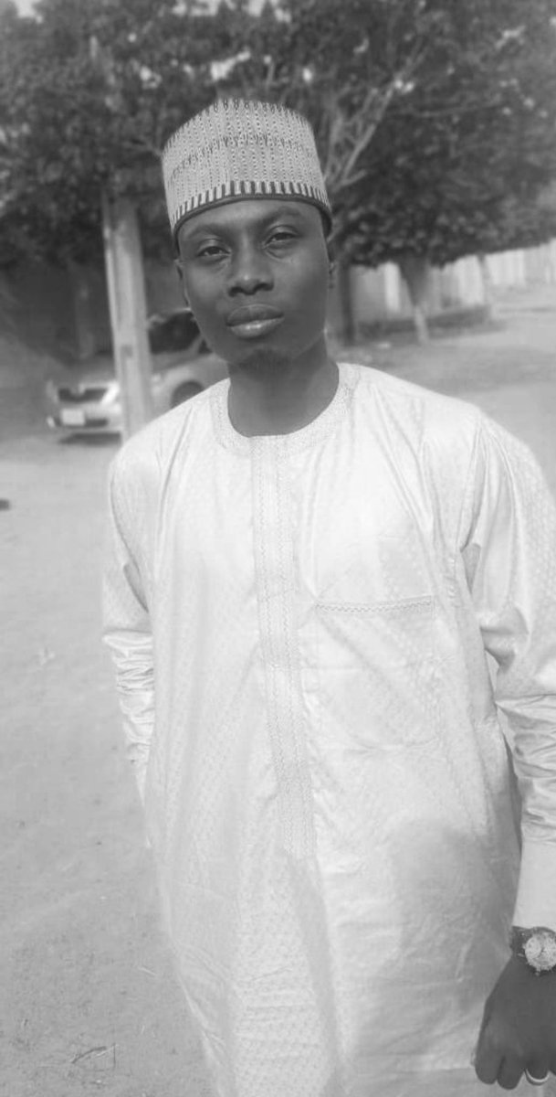 fc_tzz's tweet photo. @Akmufty
@FantamiSadiq
#English
#cele
#EidAlFitr from this guys https://t.co/TUHcceRbin
