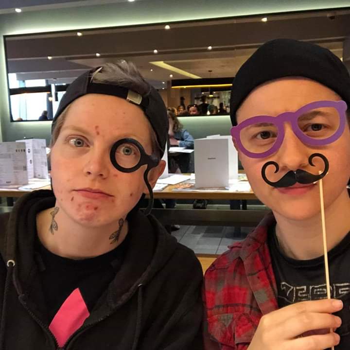 anarchozebra's tweet photo. @thederbyapex Also, this classic of @ClusterSchmuck and I, which sums us up pretty well tbh... https://t.co/mZ9vt1jPj7