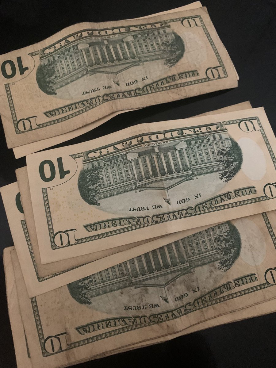 daddyhope's tweet photo. A well wisher dropped US$100 at my office for you ladies @AndEpworth for your Kids Breakfast Kitchen.

Let me know when you are ready to pick it up.

Thank you brother (well wisher) for your kindness towards these kids and the @AndEpworth initiative. https://t.co/hxb4LEF8bT