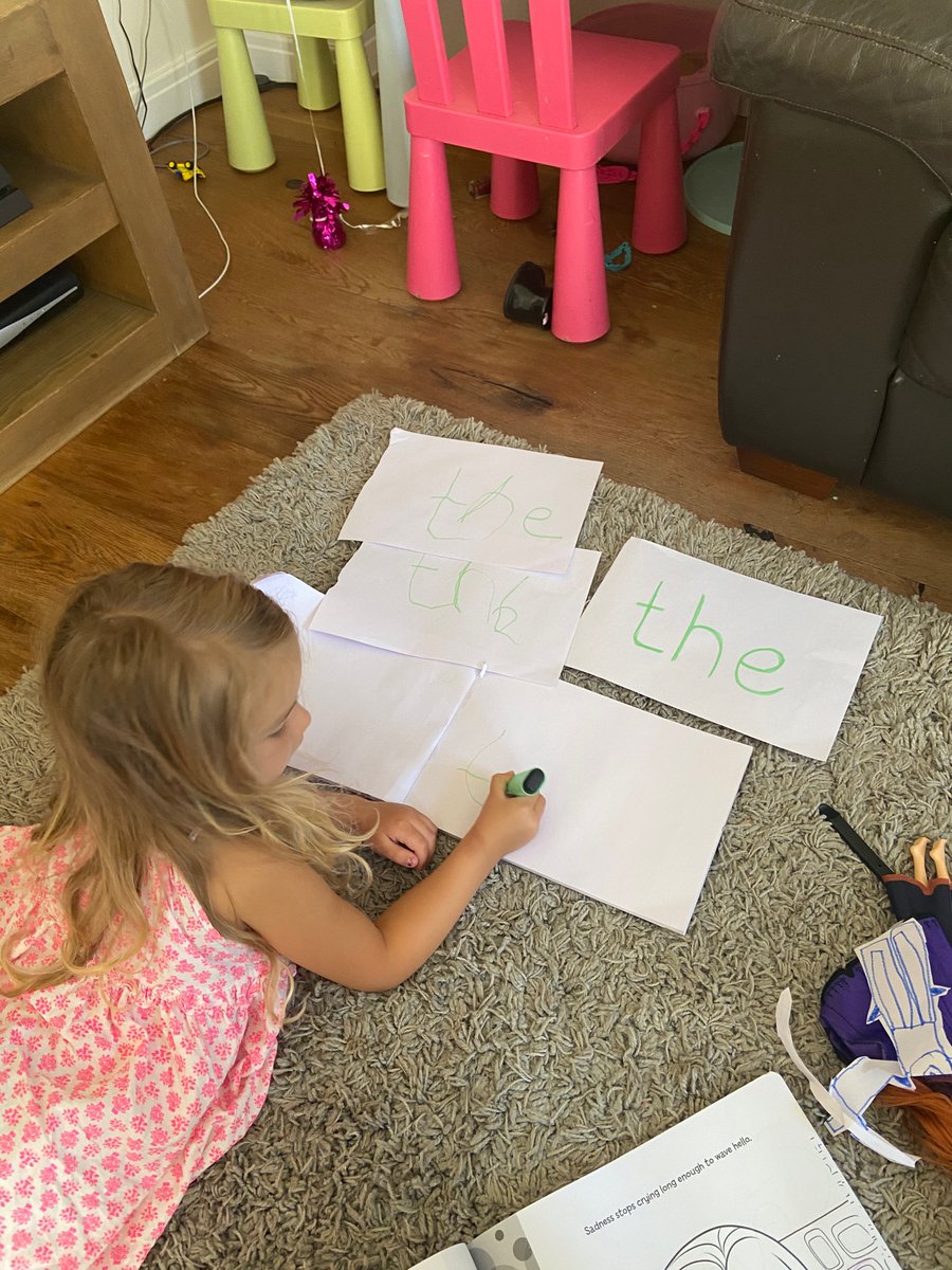 faye_ray1's tweet image. @latimerprimary Today Anais has been learning the tricky word ‘the’. To help her remember it, we’ve hidden them around the house for Anais to find! Then she wrote the word ‘the’ on her own pieces of paper and then hid them for mummy to find too! #classKN #EYFS #trickywords