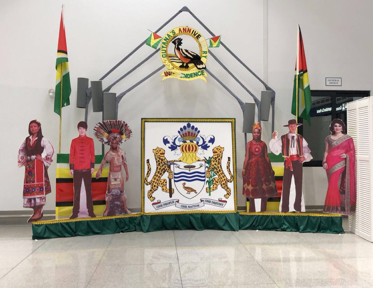I only been Guyana once (smh) so im sure I’m gonna miss bare but first things first our coat of arms in the airport. One people, one nation, one destiny 