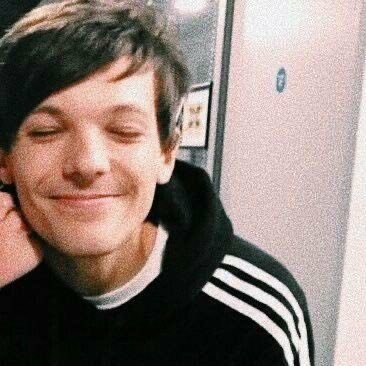 Freddie Reign and Louis William Tomlinson as each other - A thread 