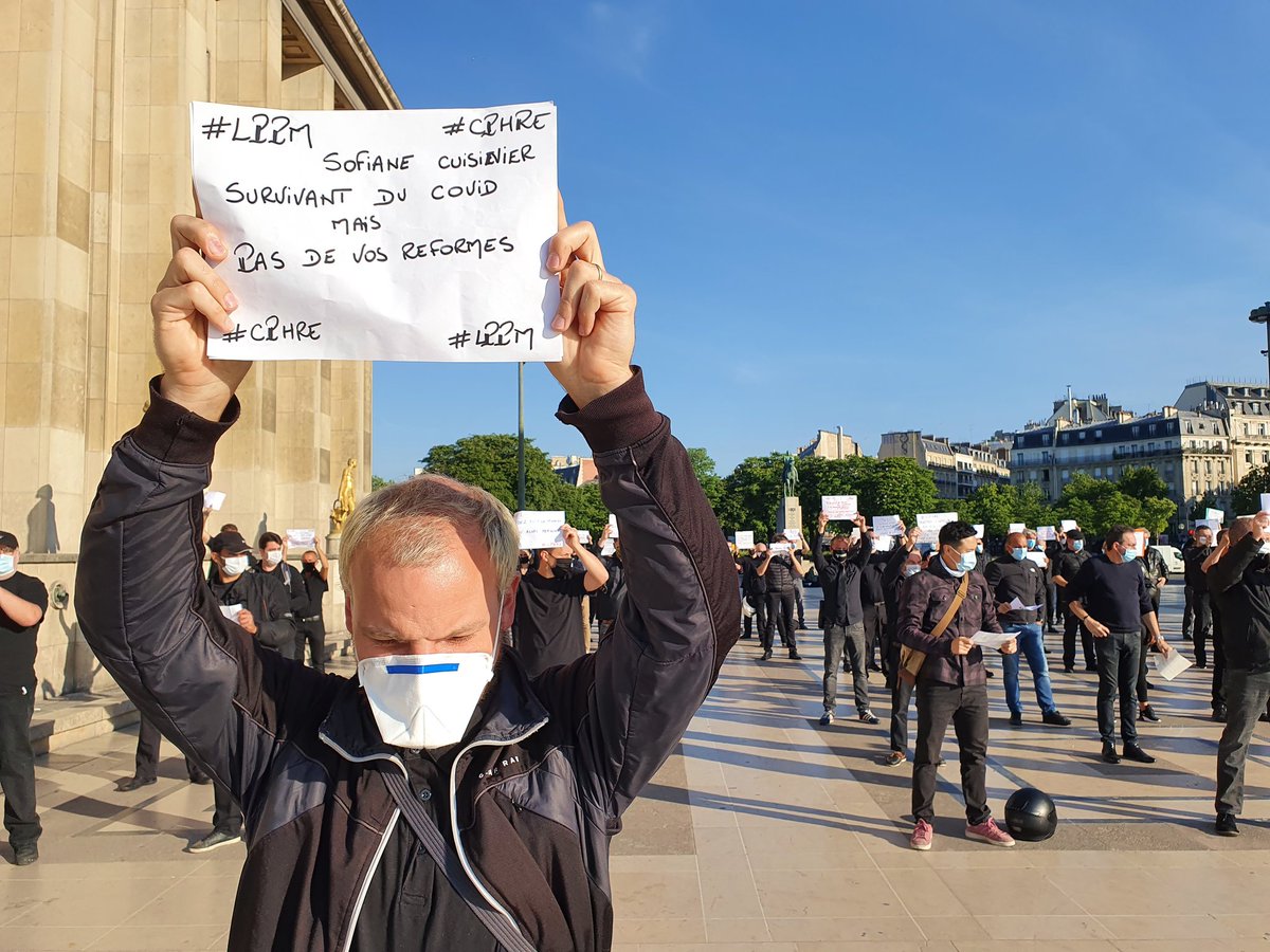 Des situations différentes, mais tous la même peur : "tout perdre", assure Mathieu. Maîtres d'hôtels, serveurs et toute la chaîne "qui fait des extras dans Paris et ailleurs" est fragilisée.  #DeconfinementJour15