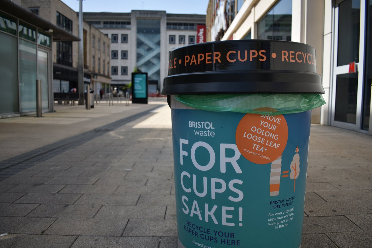 BristolWaste's tweet photo. If you’re commuting &amp; getting a hot drink takeaway in a paper cup, #ForCupsSake put your used cup in one of our cup recycling bins in central #Bristol: https://t.co/eWgjcmWI2n #WasteNothing https://t.co/c5m6yAXYtn