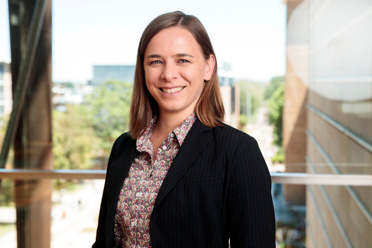 Join our team led by @lisaharveysmith! We are looking for a passionate digital content expert with experience in the equity, diversity and inclusion space, to develop digital marketing campaigns across our social channels and website. Find out more here bit.ly/2XtEDed