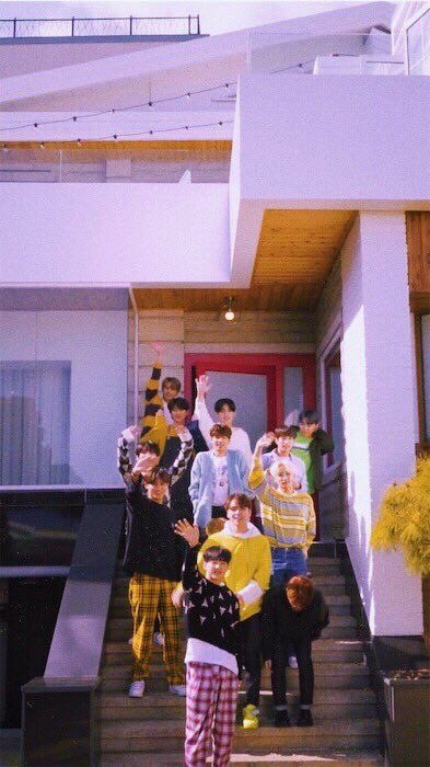 ~ To end this thread huhu just want to thank Seventeen for sharing us your talent, music and for giving us yourr love  for always reminding us that this love is not “one-sided”  thank you for always making my day(life) better and brighter   @pledis_17  #SEVENTEEN