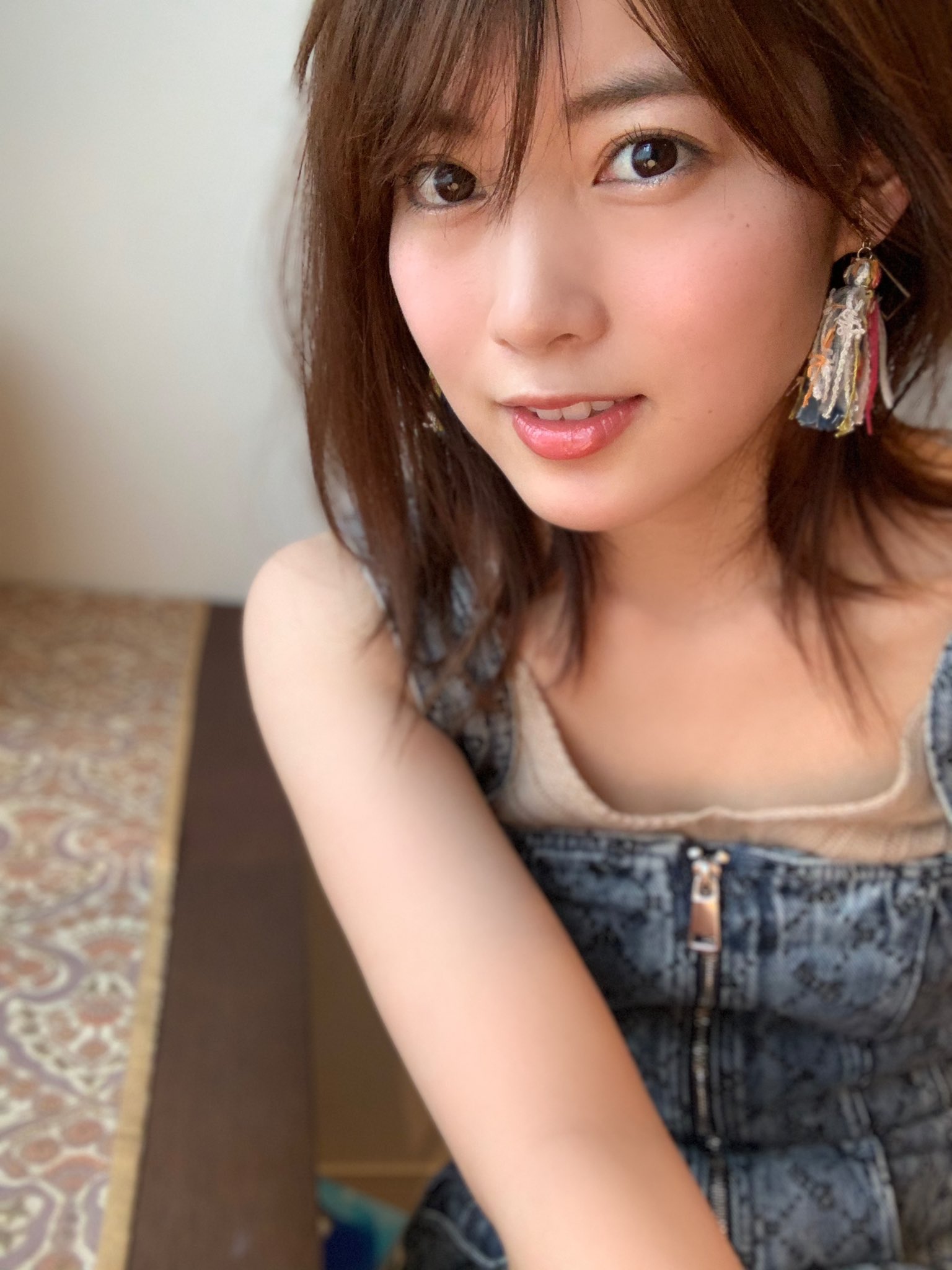 岡部 麟 今日はデニム地コーデした 細眉にしちゃおうかな T Co Njmbkdvaea Twitter