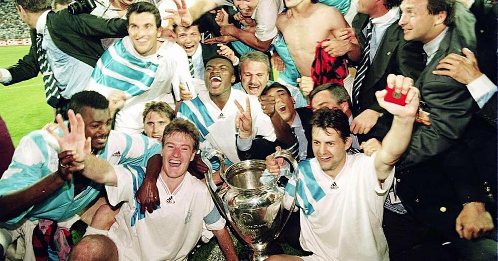 OMLaProvence's tweet photo. 🔵⚪ Vidéos : il y a 27 ans, l'@OM_Officiel remportait la Ligue des champions à Munich face au Milan AC 🏆 #AJamaisLesPremiers #26Mai1993 #TeamOM #OM https://t.co/4KgPbdHpHA https://t.co/1K3xYeRswt