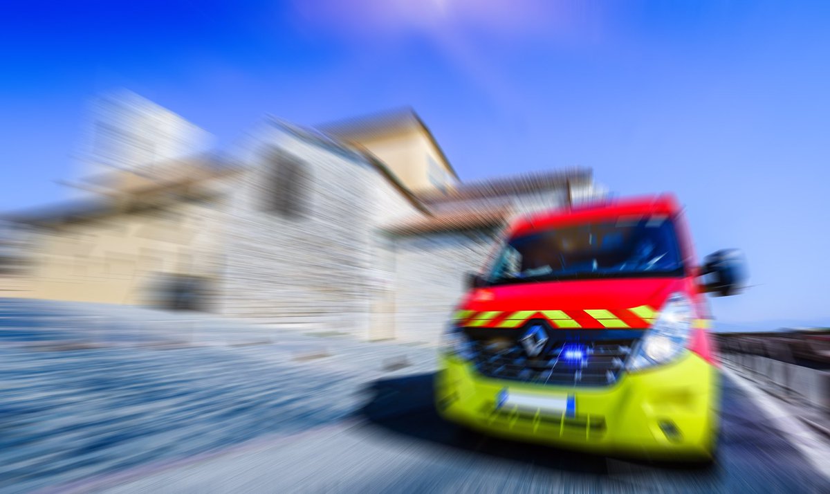 GregoryAllione's tweet photo. Les opérations de secours remontent logiquement depuis le déconfinement, et la saison estivale se prépare 🔥🌳🚒.
Le #COVID19 reste malgré tout présent. Prudence à toutes les forces de secours et de sécurité qui restent au « contact ». https://t.co/SoPE9IOa4A