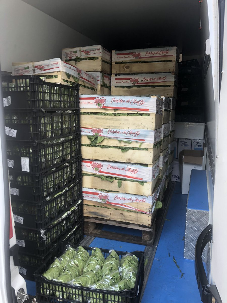 WasteNotProject's tweet photo. Today’s gleaning thanks to all our supporters in @MarketFood great day ahead : #lovefoodhatewaste #battersea #winstanley #patmore #doddingtonandrollo #volunteering #activeCitizenship https://t.co/DAMkfQ0kaW