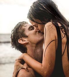 Rebeka80721106's tweet image. #inComune io e lei
avevamo la voglia di ridere,
di correre, di camminare
insieme, di cadere e di
rialzarci senza mollare mai,
la voglia di vivere ogni attimo
spensierati e innamorati.
#unTemaAlGiorno
#family 
#BuongiornoATutti
@DavLucia @perlarara7 @BlueCalb @672Cilia @Mercurimc