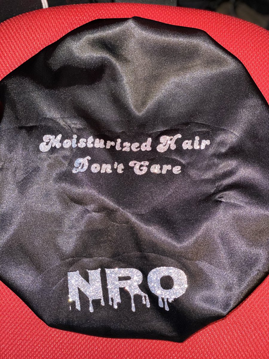 NicoletteRoyal8's tweet image. Check out our velvet durags and satin bonnets....get your order in at NROCompany.com we also are selling stylish FaceMask #facemask #facemaskmaker #BlackOwnedBusiness #NROcompany #CEO #durags #waves #bonnets