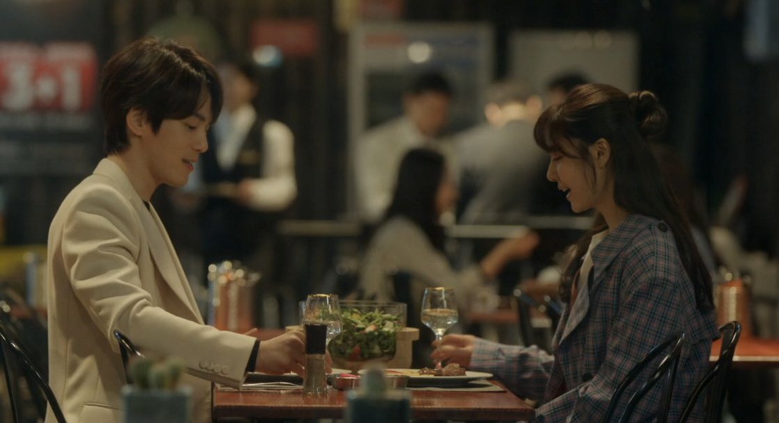 infodrakor_id's tweet photo. Kenapa sih nasib hubungan mereka sial dari zaman #CrashLandingOnYou hingga #DinnerMate 😆

Belum jodoh di drama apapun, jodoh di dunia nyata kali ya 😆 https://t.co/PXVUg4Gbbh