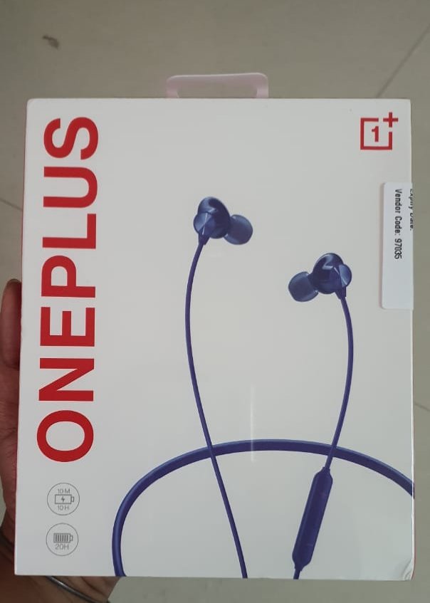 Tech_Saala's tweet photo. Just received the #OnePlusWirelessZ from @OnePlus_IN .
Review video will come this weekend.
#OnePlus #OnePlus8Series #OnePlus8Pro #TechSaala https://t.co/vwvjbt701I