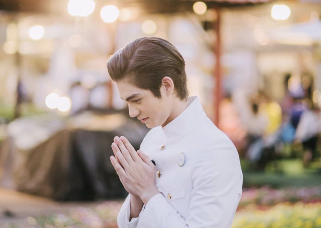 fernn1427's tweet photo. เนื่องจากไบร์ทครบ 4M สุ่มแจก 1000 บาท 1 รางวัลค้าบ เพียงแค่ร���ทวิตนี้ +เมนชั่นรูปรอยยิ้มไบร์ทที่คิดว่าชอบมากที่สุด เดี๋ยวมาประกาศเย็นๆค่ำๆ นะคะ 🤟🏻 
#4MBesideBright https://t.co/LGxzhUaT3Z
