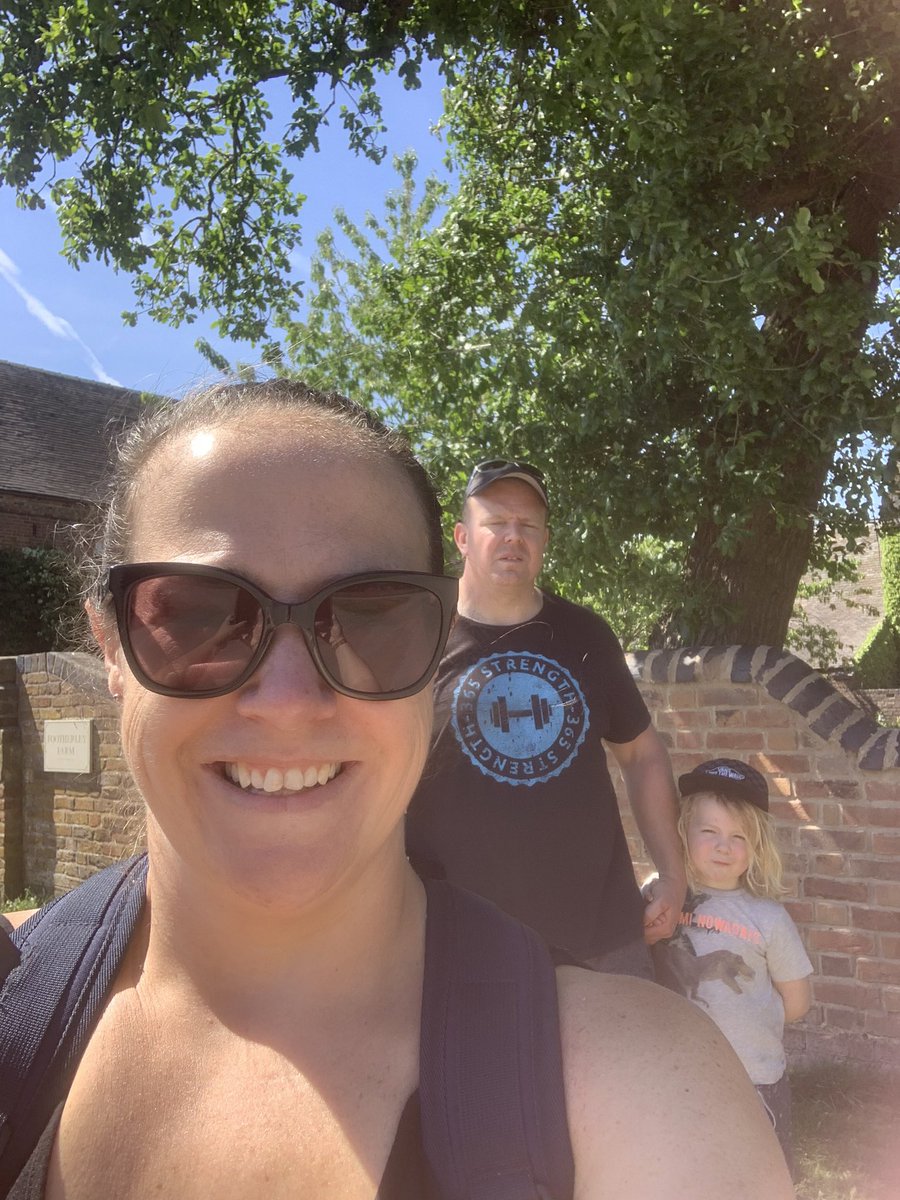 LouiseEales's tweet image. @HillWestPTFA yesterday George took us on an 8km walk in the sunshine #virtualfunrun