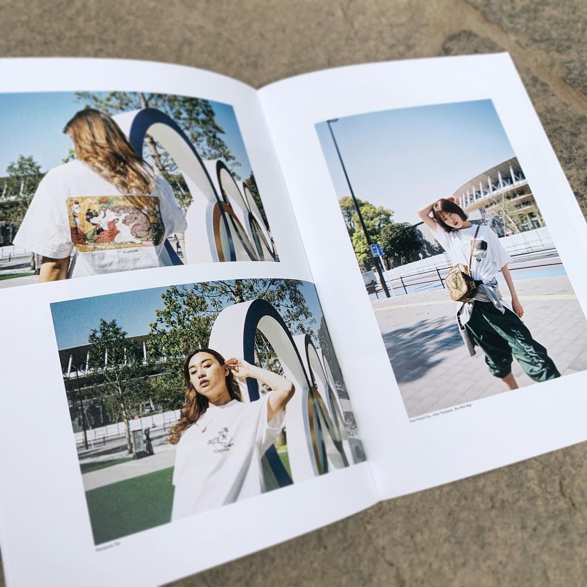 flatlux's tweet photo. 写ルンですで撮影したFLATLUXと @DLheadwear のルックブックできました。”定休日の世界”というテーマで、もう二度と撮れないんじゃないかっていう無人の渋谷駅前が表紙。
欲しい人いたら無料で郵送しますんでDMにお名前ご住所ください。
New Lookbook “The World of Day Off” taken by Quicksnap. https://t.co/nmJAgaccaD