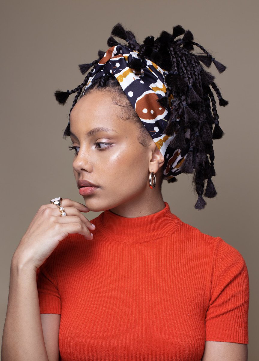 japade_co's tweet photo. Bold Taytu 🇪🇹 
Ce Foulard Safe, avec son intérieur en soie a été nommé après Taytu Betul, célèbre pour son intelligence, son intransigeance et sa résistance à l’égard des impérialistes étrangers. Plus d’infos sur https://t.co/VZwoINH2Lb   #ethiopia #africaday https://t.co/BsvaOjKd5P