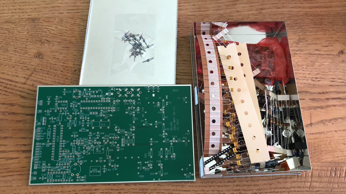 And assembling yet the last batch of my #23cm #nbfm transceiver. See pe1jpd.nl for more info.