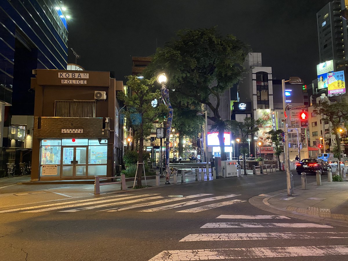 Hiroshi Hirayama 月曜とはいえ夜21 00のアメ村 人通りなし 緊急事態宣言解除 アメリカ村 三角公園付近