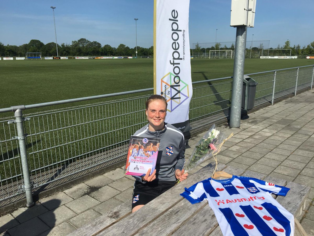 𝙇𝙤𝙤𝙠 𝙬𝙝𝙤 𝙖𝙧𝙚 𝙨𝙩𝙖𝙮𝙞𝙣𝙜 𝙣𝙚𝙭𝙩 𝙨𝙚𝙖𝙨𝙤𝙣! 🤩

Tiny Hoekstra en Wiëlle Douma hebben vanochtend hun contract verlengd en spelen ook komend seizoen bij sc Heerenveen. ✍🏻🙌🏻😎