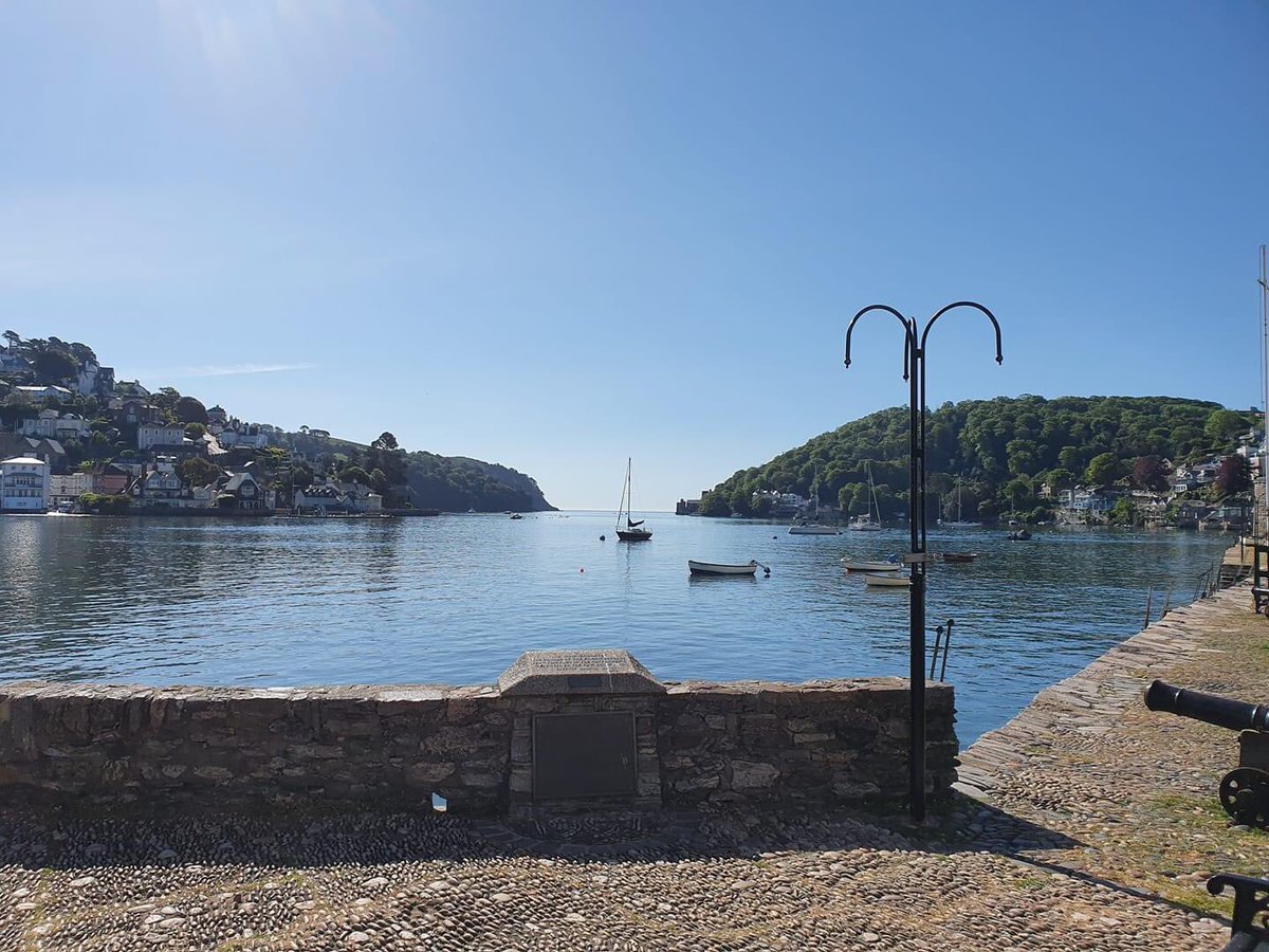 Grab a takeaway and enjoy this great view just a few feet from our front door 😋
<a href="/discoverdart/">Discover Dartmouth</a> <a href="/FoodDrinkDevon/">Food Drink Devon</a> <a href="/DartmouthWineCo/">Dartmouth Wine Co</a> <a href="/dartmoutholiday/">ann buckingham</a> <a href="/RoyalRegatta/">Dartmouth Regatta</a> <a href="/diningdevon/">Dining Devon</a>
