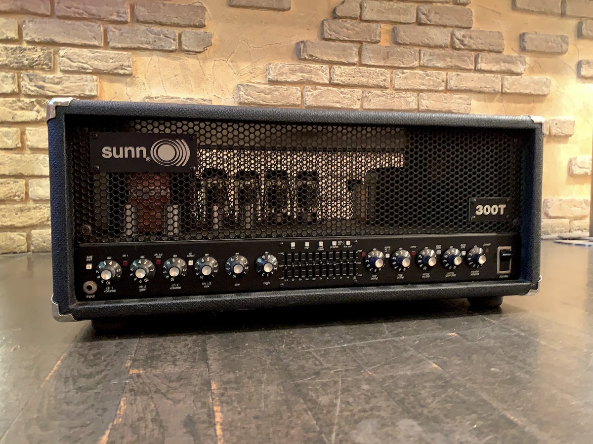 GUITARTRIBE's tweet photo. New Arrivals!!
#Fender 1973 #PrecisonBass 3 Tone SB/R
#Sunn 1990's #300T Head
#DarkglassElectronics #VintageUltraV2
#APHEX #PunchFACTORY
本日と明日の2回に分けてUPします
本日のUPは20時頃の予定
https://t.co/7grbAZy7Ly
#フェンダー
#プレジションベース
#新入荷
#ギタートライブ https://t.co/zP03n6w2Y3