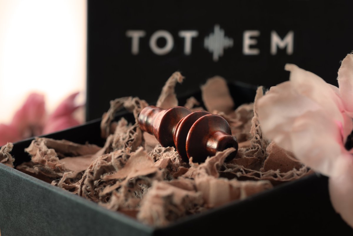 IosuaRodriguez's tweet photo. Bueno, todos sabéis que tanto a mi como a @sayhopes nos encantan los productos de @totem_es y ayer nos pusimos fancys con lo que teníamos por casa. Rt´s apreciados <3 https://t.co/9zsgF1WRpE