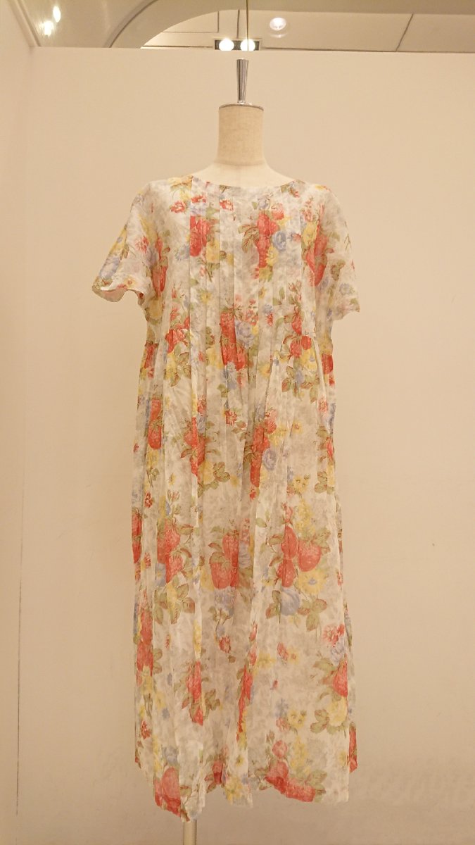 Baby Pink Moon Jane Marple Dans Le Salon Strawberry Season タブリエドレス 52 500 税 オフホワイト ローズ Baby Pink Moon Jane Marple Dans Le Salon Strawberry Season タブリエドレス 52 500 税 オフホワイト ローズ