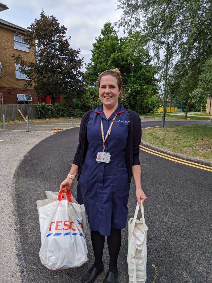 SVMandir_MK's tweet photo. Day47 SSVM Helping hands team continued their journey of supporting NHS and TVP MK key workers in the long weekend by delivering home cooked food
#Togetherwecanmakedifference #FeedTheFrontliners #SVMandir_MK #loveMK #Covid19UK
@ComActMK @MKComFoundation @MKHospital @tvp_mk https://t.co/KNDwp0n933