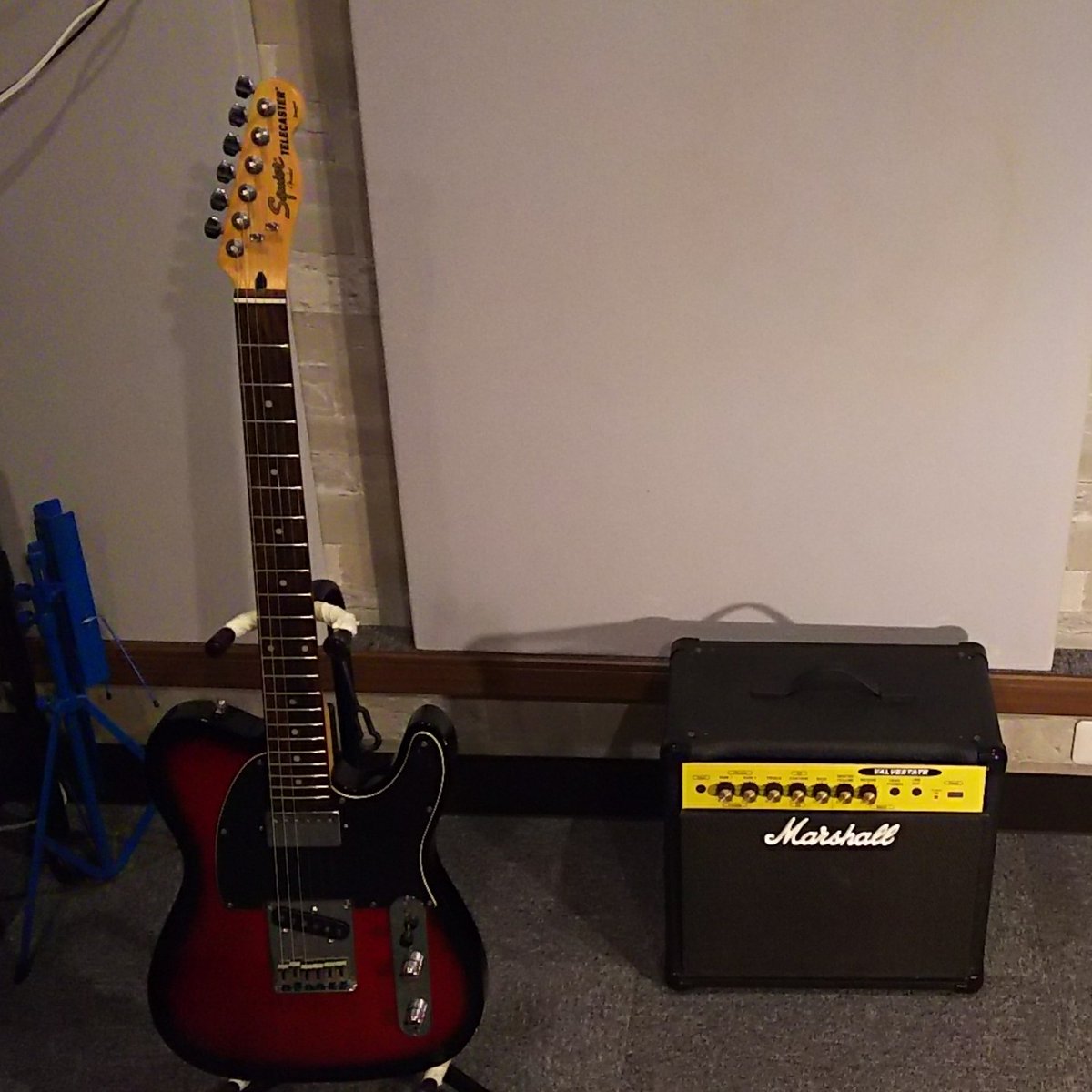 MsStudio_Odawar's tweet photo. スタジオ休業中に完全ジャンクMarshallAmpの使い道を考えてみた。ギターアクセサリーケースとして生まれ変わるのが良いのかもしれない。
#Marshall #ギターアクセサリーケース #msstudio #エムズスタジオ https://t.co/ClsgYDH9xT