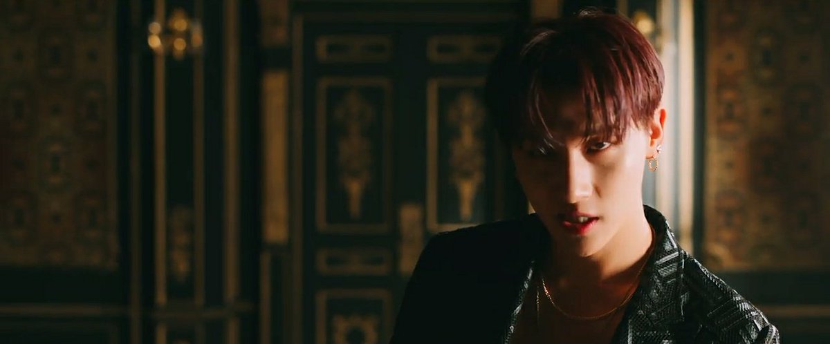 A thread of my fave fantasia mv shots cause it's one of the best comebacks of 2020 #FANTASIA_X  #MONSTAX_FANTASIA    #MONSTA_X    #MONSTAX_COMEBACK