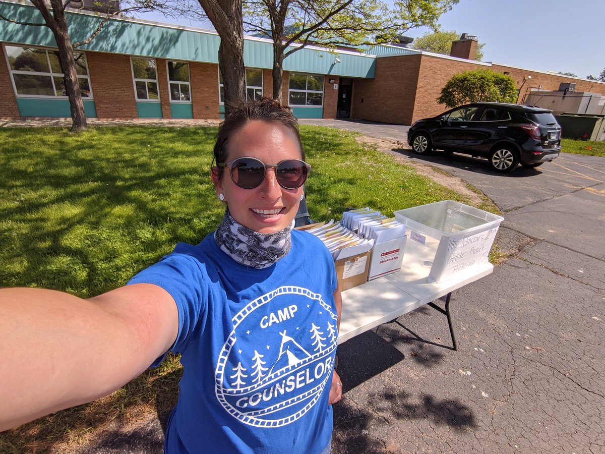 Kicking off 3rd grade training camp a bit differently this year with packet pickup from 11-1! #gcpride #gccares
