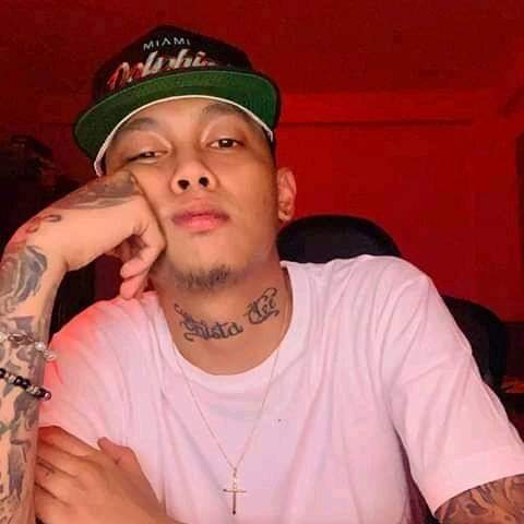 skusta clee♒ (@cleezybou) / Twitter