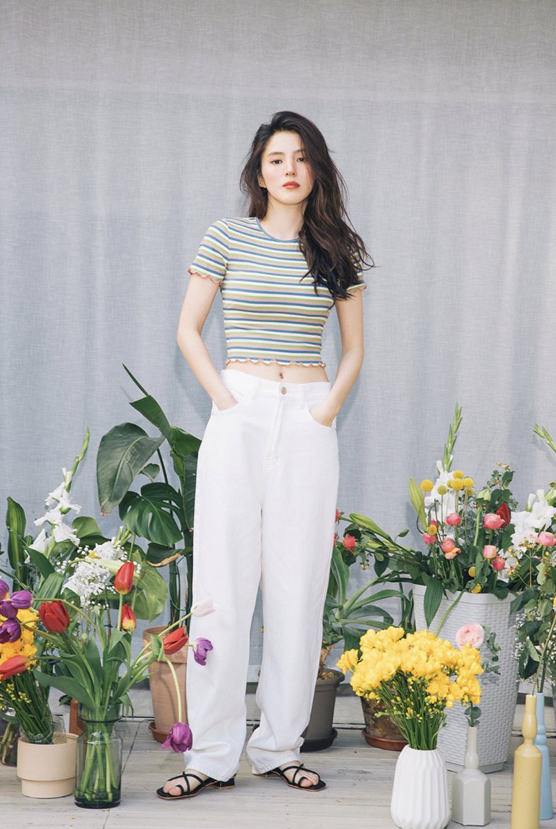 Farearn_n's tweet photo. ''♡Thread♡" รวมความผัวเเละความสวยของพี่ฮันโซฮี 💕💖🌻🧺🧸✨
ಥ﹏ಥ ಥ﹏ಥ ಥ﹏ಥ https://t.co/EWkPAUCaVC