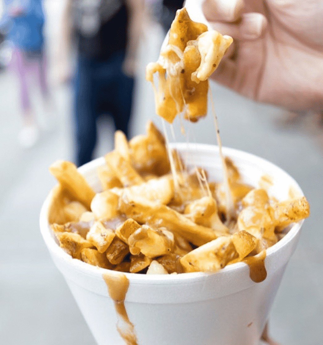 SudburyPoutine's tweet image. Ooey-gooey poutine🤤🤤
#sudburypoutinefest #sudbury #poutine #foodie #fries #gravy #cheesecurds #sudburyeatz #savoursudbury #sudburytourism #downtownsudbury #sudburyevents #sudburyeventscalendar