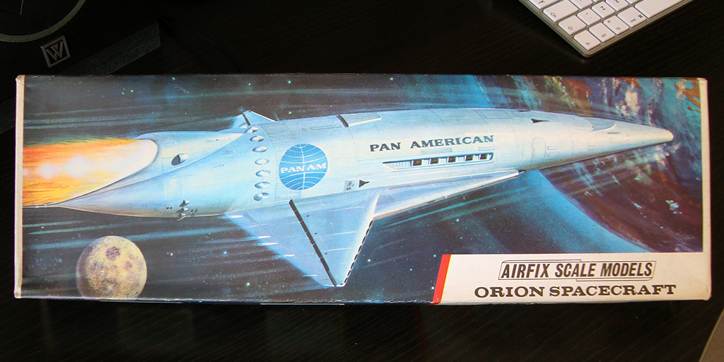 YellowdotKev's tweet image. This is one of my favourite box-top artworks @Airfix - Space art as well as aviation art #airfixtop10 #AircraftArt #illustrationart #painting #packagingdesign