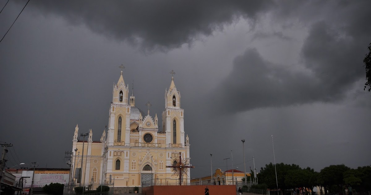 c4noticias's tweet photo. Previsão do tempo: Ceará segue com chances de chuva até quarta-feira https://t.co/17ppac9aaf https://t.co/3TK5WefiaR