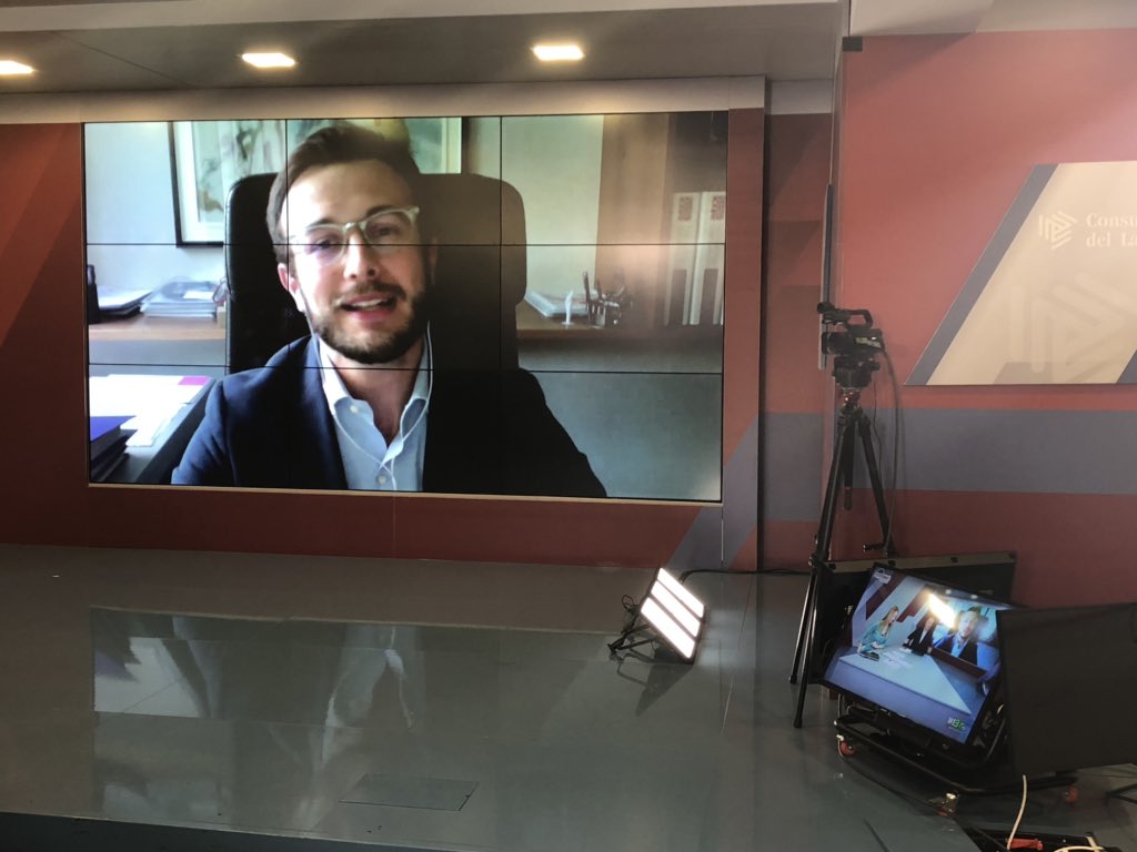 FondazioneStudi's tweet photo. Parliamo di #mediazione civile e commerciale online con 🗣Alfio Catalano &amp; @furlo82. 
📌Linee guida procedimento
▪️modalità  
▫️riservatezza

⭕️Segui il Live https://t.co/I97iBq4ejW https://t.co/ESNlodVBDi