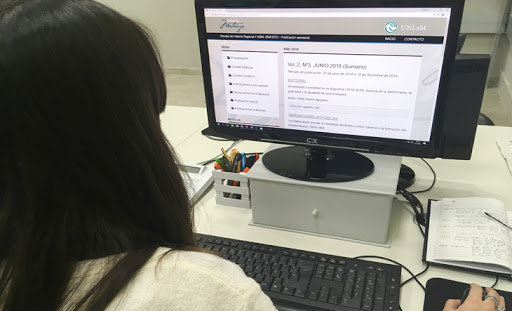 el1digital's tweet photo. 📚Está abierta la recepción de artículos para Antigua Matanza, la revista de historia regional.

La Junta de Estudios Históricos de la @UnlamOficial lanzó la convocatoria de manuscritos para las diferentes secciones.

Enterate cómo participar👉 https://t.co/kFhVx6GT9N https://t.co/xEHaMsk6HZ