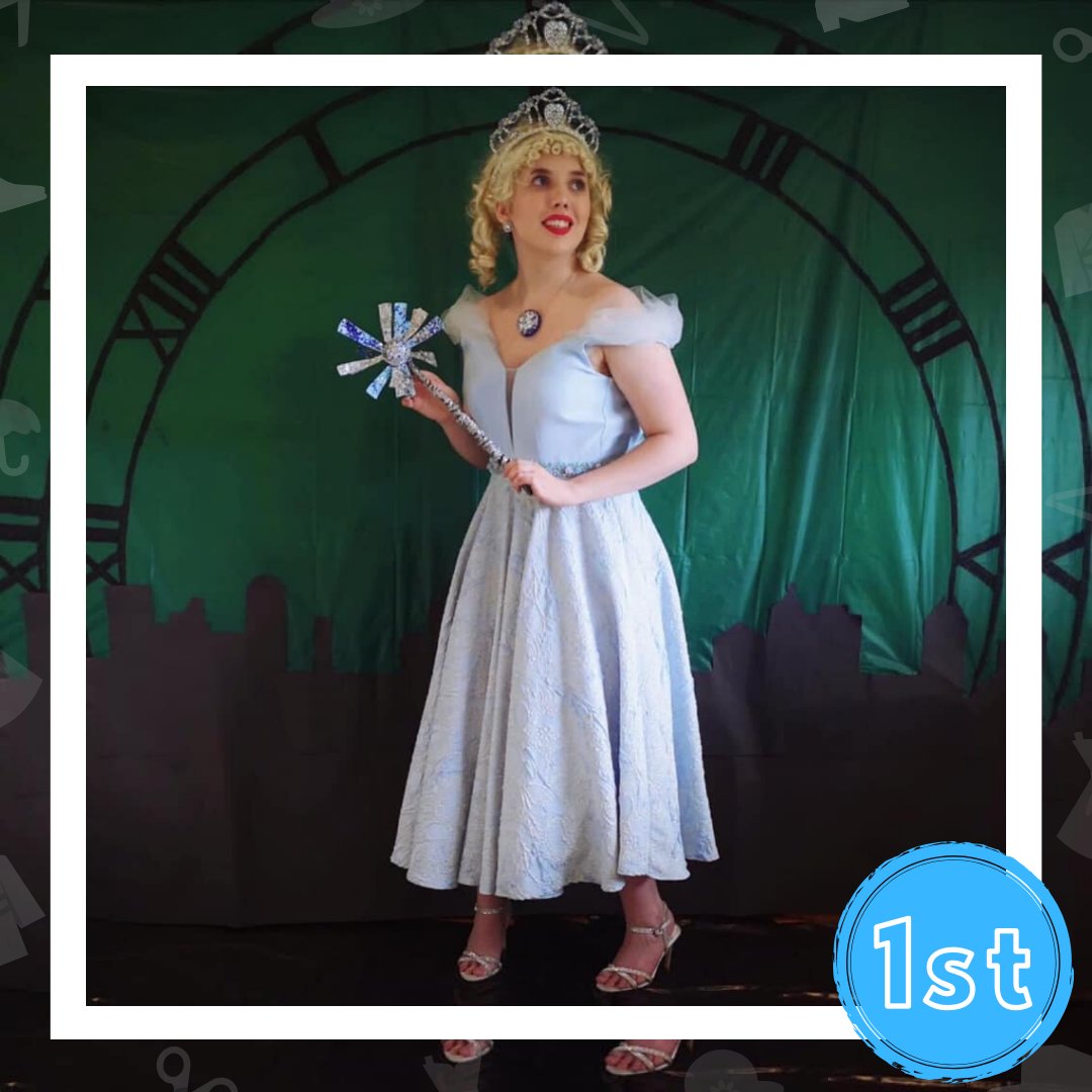 BGETheatre's tweet photo. Announcing the winners of DRESS REHEARSAL! Brianna and Aisling Smith from County Cavan who dressed up as Glinda (Brianna age 17) and Elphaba (Aisling age 10) from Wicked. #bgetdressup https://t.co/I9PtMgfRdg