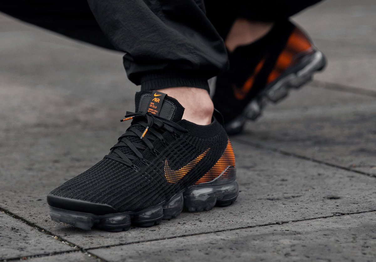 SneakerDealsGB's tweet photo. Ad: The Nike Air VaporMax Flyknit 3 ‘Black Brick’ just reduced from £170 to ONLY £104!

Code “LOCKDOWNLOVE” here => https://t.co/WOclKFJC9z

UK6/7/7.5/8/8.5/9 https://t.co/JtxYr37H9v
